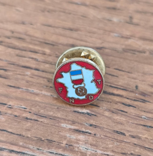 Insigne pin fédération - pin's,