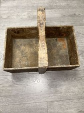 Caisse à outil ancienne en