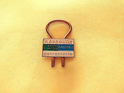 Ancien porte clés - porte, carrosserie