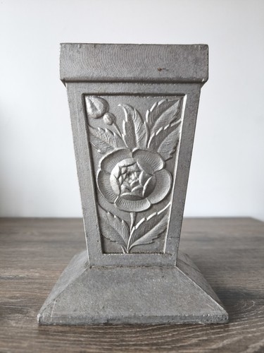 Ancien vase funéraire - vase,