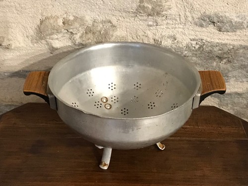 Ancienne passoire - , en