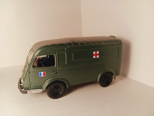 Véhicule miniature - ,
