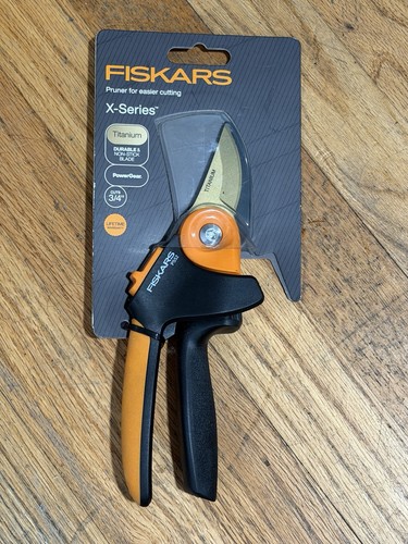 Fiskars series pruner - fiskars, x-series