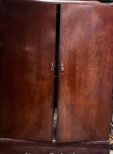 armoire de style bateau et de marque COMPACTON en parfaite état 