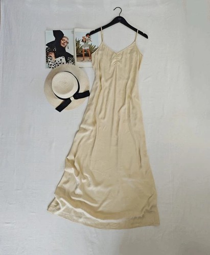 Momoni long dress crème - -,