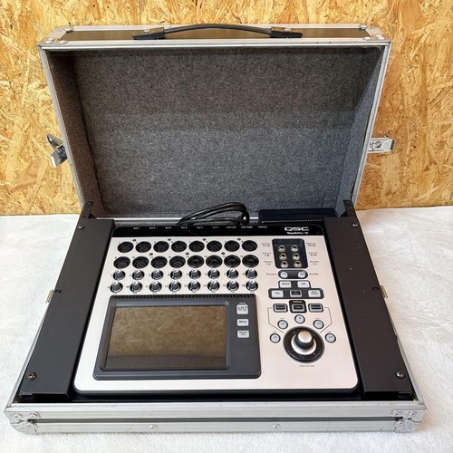 Qsc touchmix digital - touchmix-16,
