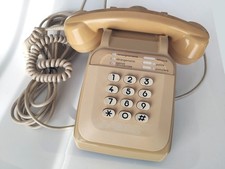 Ancien téléphone à touche