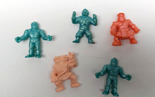 LOT JOUET VINTAGE COSMIX 5 FIGURINES PVC NON ARTICULÉ