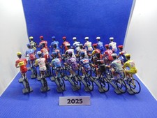 FIGURINE CYCLISTE - Format Cofalu - 2025 TOUR DE FRANCE COMPLET (24 Figurines)