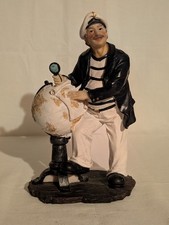 Statuette de Marin avec Globe