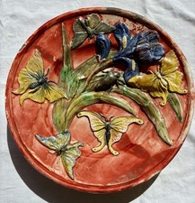 PLAT MURAL EN CERAMIQUE IRISEE