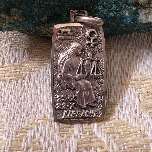 Médaille balance libraque - médaille,