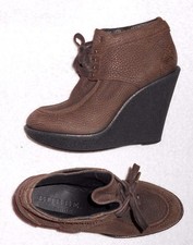 BURBERRY PRORSUM low boots à lacets cuir travaillé marron P 39 TBE