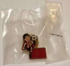 PIN'S FOOT T.C.B CGFTE - SIGNÉ LA BOITE A PIN'S / NEUF SOUS BLISTER