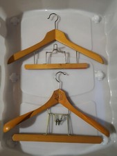  2 cintres anciens en bois