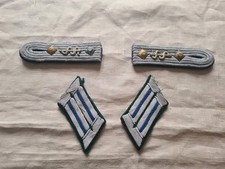 Épaulettes et Pattes