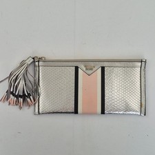 Sac à main à pompons