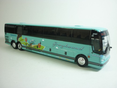 Iconic replicas bus prevost - iconic,