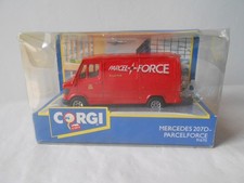 Corgi Mercedes 207D