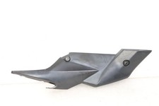 CACHE SOUS SELLE DROIT -
