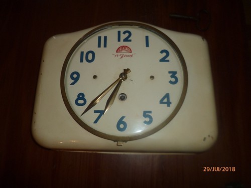 Pendule horloge tole emaillee - horloge,
