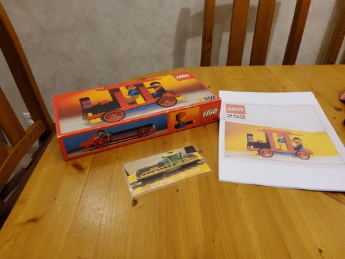 Lego 252 building set with - lego,
