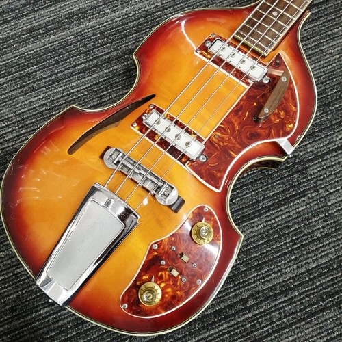 Guitare basse violon - , guyatone