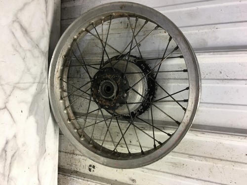 Jante arrière droite bultaco - jante,