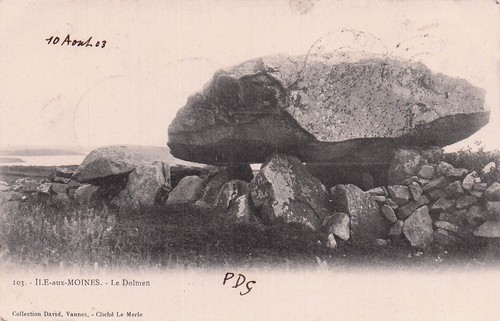 Ile aux moines dolmen - moines,