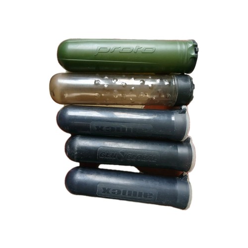 Lot 5 pots de - de,