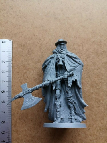 Church giant miniature - ,