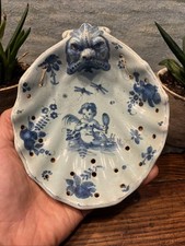 Coupe & Coupelle Faïence Peinte Italienne Décors de Putti & Amours & Mascaron