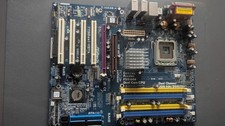 Carte Mère ASRock 775DUAL-VSTA S.775 DDR2 AGP + Pci-e PCI