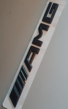 Logo insigne coffre Mercedes AMG noir brillant