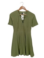 H&M DIVIDED Robe à manches