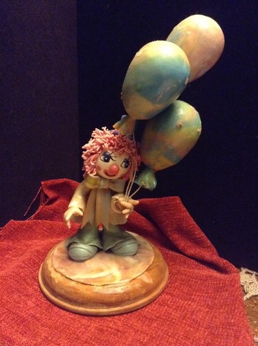Vintage clown figurine - clown,