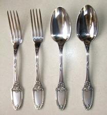 BOULENGER magnifiques GRANDS couverts 21,7 cm Métal Argenté fin XIXème siècle