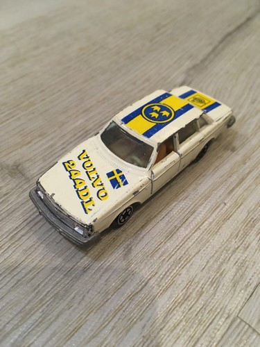 Ancienne volvo 244 yatming - dl,