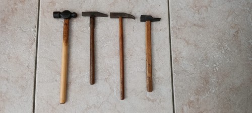 Lot anciens petits marteaux - anciens,