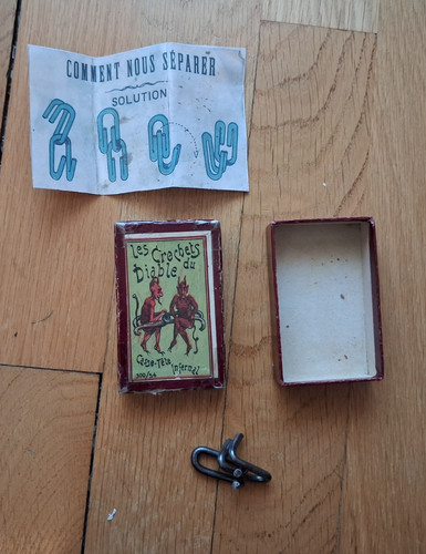 Ancien jeu les crochets - ,