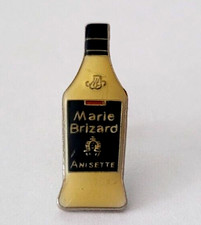 Pin's - Marie BRIZARD Anisette   ......    (Ref. 931)
