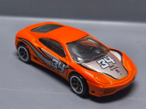 Hot wheels ferrari - hot,