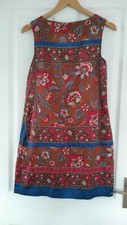 Robe mousson décalée taille