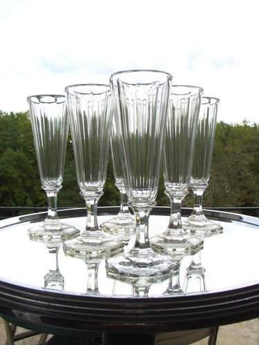 Flutes champagne en - à,