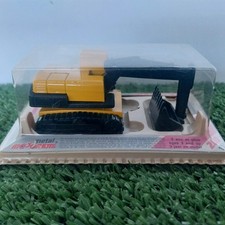 ENGIN DE CHANTIER SERIE 200  1/64 MAJORETTE