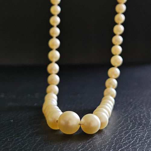 Collier sans fermoir - , 97