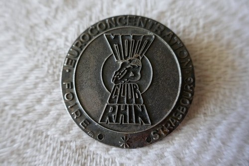Médaille broche insigne - médaille,