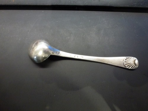 Cuillere moutardier début - cuillere,
