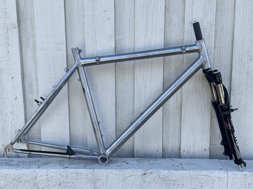 Vintage med 3d - 18”, med.