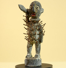 Figurine tribale africaine
